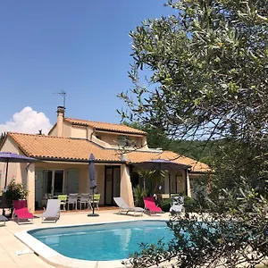 https://la-villa-des-3-ifs.hotels-rhonealpes.com